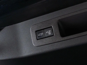 Внедорожник Toyota Land Cruiser 2021 года, 10500000 рублей, Тюмень