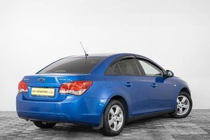 Седан Chevrolet Cruze 2011 года, 659000 рублей, Кемерово