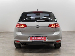 Хетчбэк Volkswagen Golf 2013 года, 1350000 рублей, Красноярск