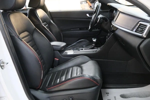 Седан Kia Optima 2018 года, 2159000 рублей, Омск