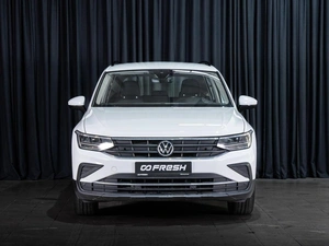 Внедорожник Volkswagen Tiguan 2021 года, 2100000 рублей, Волгоград