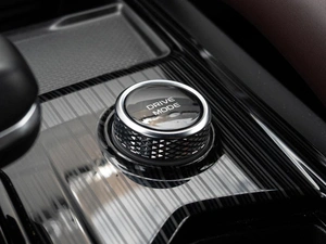 Внедорожник Geely Monjaro 2023 года, 2950000 рублей, Краснодар