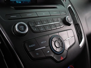 Хетчбэк Ford Focus 2015 года, 954000 рублей, Воронеж