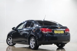 Седан Chevrolet Cruze 2010 года, 699000 рублей, Новокузнецк