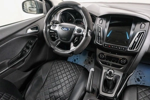 Хетчбэк Ford Focus 2011 года, 749000 рублей, Красноярск
