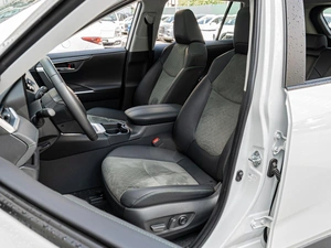 Внедорожник Toyota RAV4 2025 года, 3950000 рублей, Краснодар