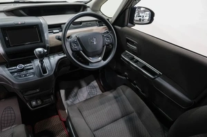 Минивэн Honda Freed 2020 года, 1989000 рублей, Новокузнецк