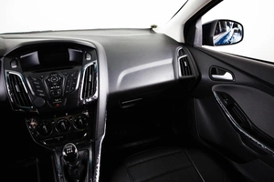Хетчбэк Ford Focus 2011 года, 959000 рублей, Пермь