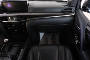 Внедорожник Lexus LX 2017 года, 8599000 рублей, Омск