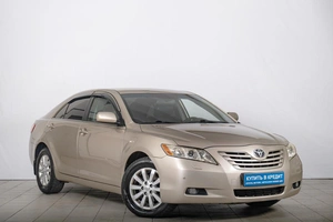Седан Toyota Camry 2006 года, 799000 рублей, Томск