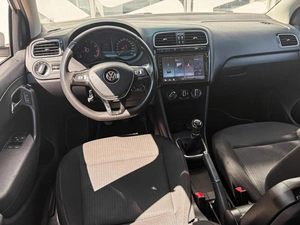 Седан Volkswagen Polo 2017 года, 960000 рублей, Ставрополь