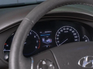 Седан Hyundai Genesis 2011 года, 1349000 рублей, Сургут