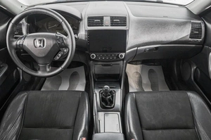 Седан Honda Accord 2004 года, 929000 рублей, Барнаул