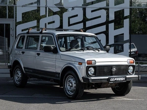 Внедорожник ВАЗ (LADA) 4x4 (Нива) 2015 года, 530000 рублей, Волгоград