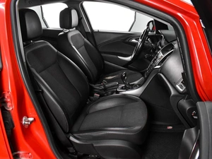 Хетчбэк Opel Astra 2012 года, 699000 рублей, Воронеж