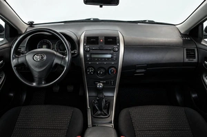 Седан Toyota Corolla 2008 года, 929000 рублей, Челябинск