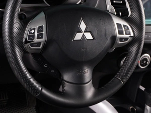 Внедорожник Mitsubishi Outlander 2007 года, 1255000 рублей, Красный Пахарь