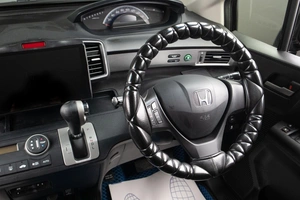 Минивэн Honda Freed 2013 года, 1229000 рублей, Оренбург