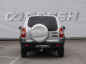 Внедорожник Chevrolet Niva 2011 года, 680000 рублей, Волгоград