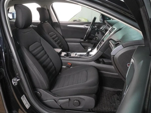 Седан Ford Mondeo 2018 года, 1899000 рублей, Воронеж