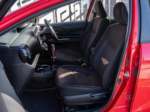 Хетчбэк Toyota Aqua 2017 года, 1075000 рублей, Краснодар