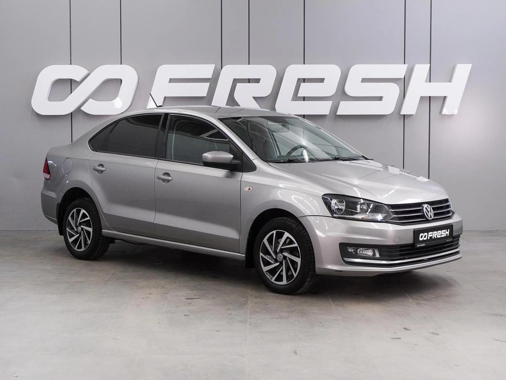 Седан Volkswagen Polo 2018 года, 1349000 рублей, Воронеж