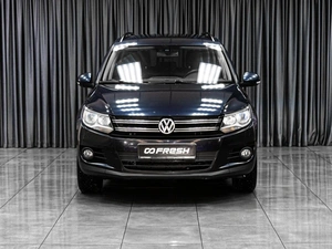 Внедорожник Volkswagen Tiguan 2012 года, 1199000 рублей, Тюмень
