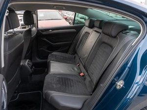 Седан Volkswagen Passat 2020 года, 2199000 рублей, Саратов