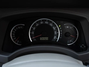 Минивэн Toyota Isis 2010 года, 1060000 рублей, Краснодар