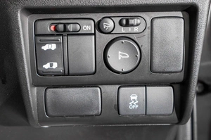Минивэн Honda Freed 2015 года, 1349000 рублей, Барнаул