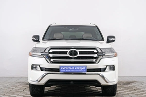 Внедорожник Toyota Land Cruiser 2017 года, 6349000 рублей, Красноярск