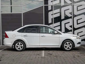 Седан Ford Focus 2010 года, 550000 рублей, Краснодар