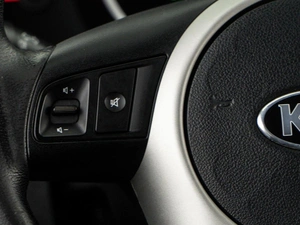 Минивэн Kia Venga 2013 года, 889077 рублей, Москва