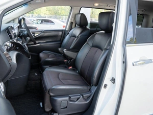 Минивэн Nissan Elgrand 2018 года, 2900000 рублей, Волгоград