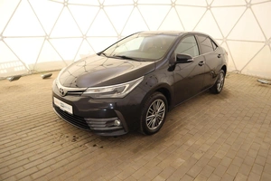 Седан Toyota Corolla 2018 года, 1799000 рублей, Обнинск