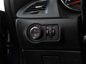 Универсал Opel Astra 2013 года, 749050 рублей, Москва