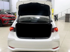 Седан Toyota Corolla 2019 года, 1587000 рублей, Солонцы