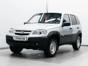 Внедорожник Chevrolet Niva 2013 года, 599000 рублей, Красноярск