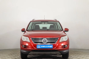 Внедорожник Volkswagen Tiguan 2010 года, 1089000 рублей, Пермь