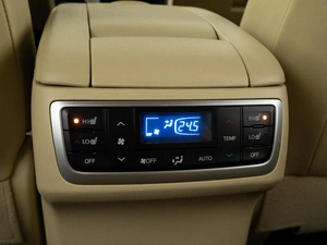 Внедорожник Toyota Highlander 2017 года, 3489050 рублей, Москва