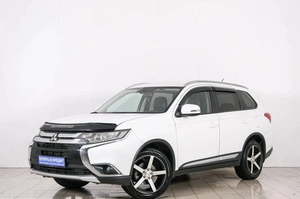 Внедорожник Mitsubishi Outlander 2015 года, 1999000 рублей, Красноярск