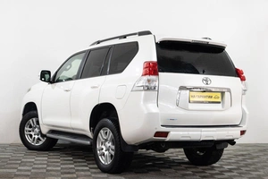 Внедорожник Toyota Land Cruiser Prado 2011 года, 2809000 рублей, Сургут