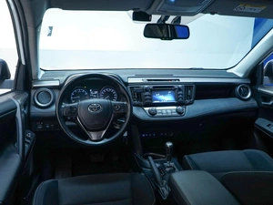 Внедорожник Toyota RAV4 2015 года, 2257077 рублей, Москва