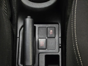 Хетчбэк Toyota Vitz 2018 года, 1089000 рублей, Красноярск