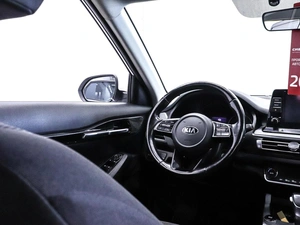 Внедорожник Kia Seltos 2020 года, 2000000 рублей, Красноярск