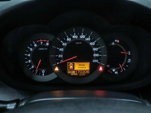 Внедорожник Toyota RAV4 2011 года, 1750000 рублей, Красноярск