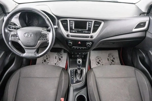 Седан Hyundai Solaris 2019 года, 1499000 рублей, Красноярск