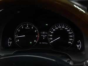 Седан Lexus ES 2015 года, 2078000 рублей, Тюмень