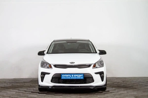 Седан Kia Rio 2017 года, 1069000 рублей, Сургут