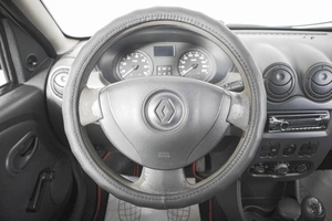 Хетчбэк Renault Sandero 2011 года, 499000 рублей, Кемерово